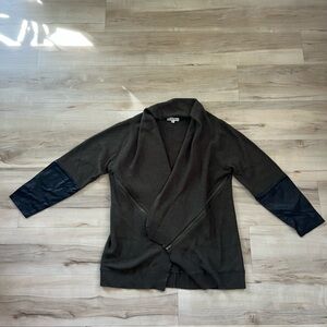 Women’s Cardigan